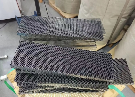 100dB 40GHz Protezione pannelli di ventilazione a nido di miele filtri d'aria Riflettore RF
