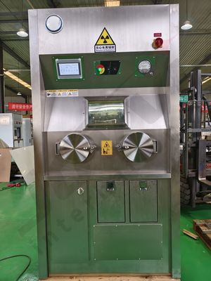 Cinture regolabili per una protezione da radiazioni nucleari di alta durata