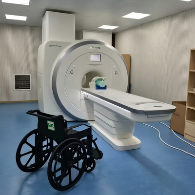 Sedia a rotelle non magnetica con schienale fisso 460 mm Dimensione del sedile e poggiapiedi regolabile per le sale MRI