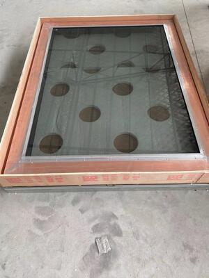 Finestra schermata RF da 1,5 x 1,2 m con telaio in legno o lega di alluminio conforme a MIL-STD-285 e IEEE 299 per sale di comunicazione sicure
