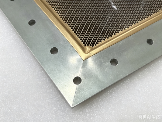 Griglie a nido d'ape per guide d'onda resistenti alla corrosione con resistenza alle alte temperature e alta permeabilità all'aria per sale RF MRI