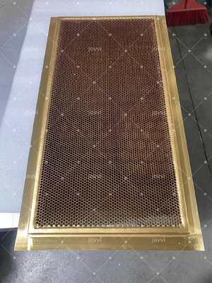 Finestra di ventilazione 300mm X 300mm che offre durata, elevata resistenza meccanica, adatta ad ambienti industriali difficili
